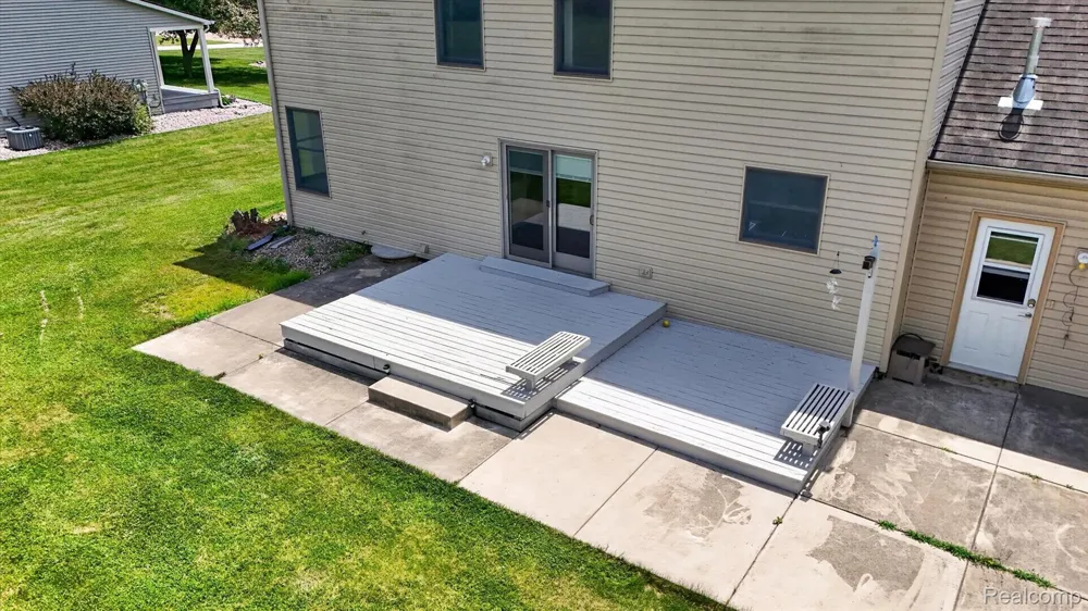 6888 Slawski Drive Handy Township, MI 48836