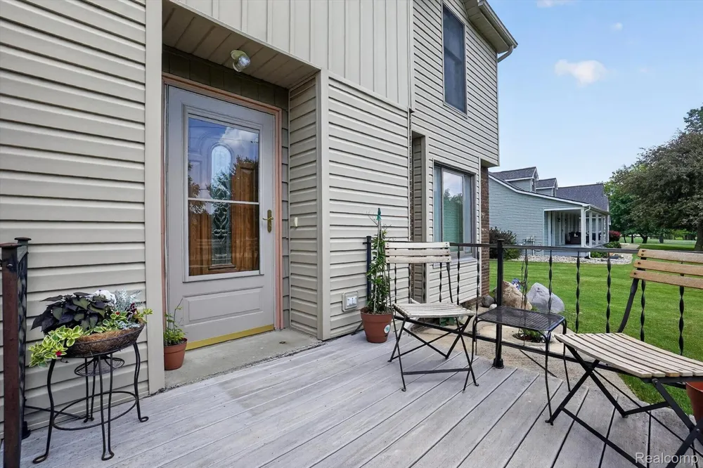 6888 Slawski Drive Handy Township, MI 48836