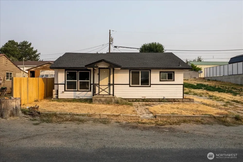 213 W Kelso Avenue Electric City, WA 99123