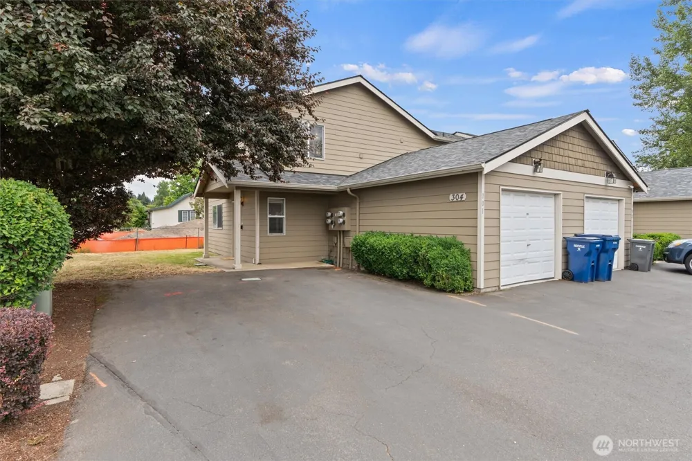 304 29th Street SE #101 Auburn, WA 98002