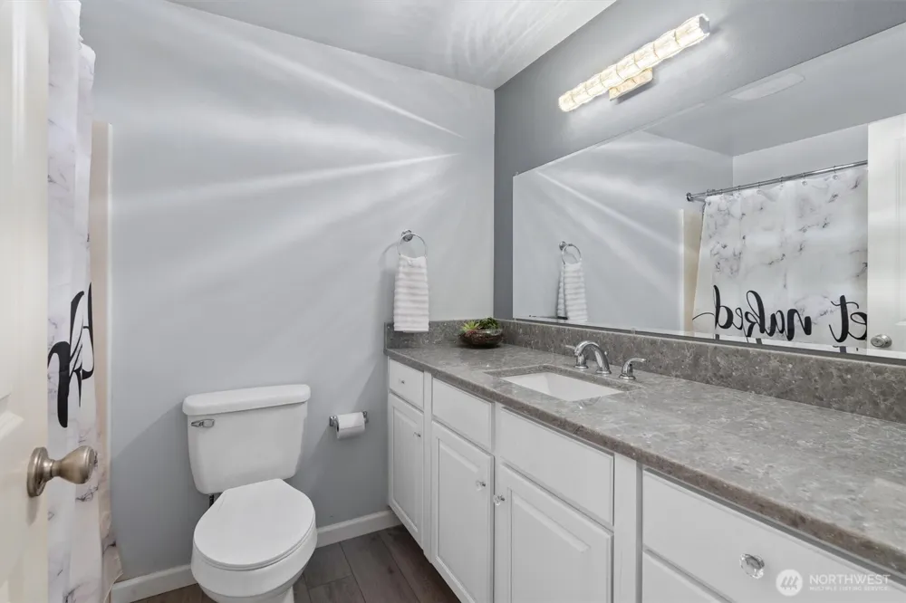 304 29th Street SE #101 Auburn, WA 98002