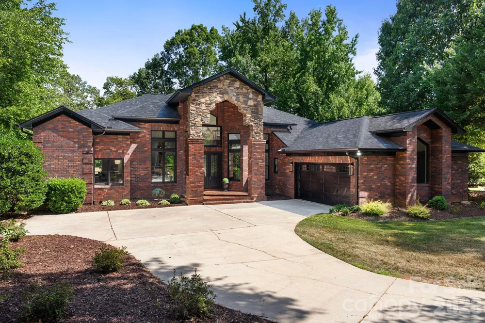 8806 Hearthstone Court Terrell, NC 28682