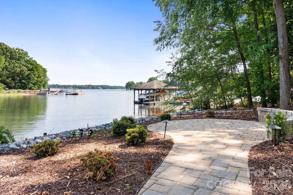 8806 Hearthstone Court Terrell, NC 28682