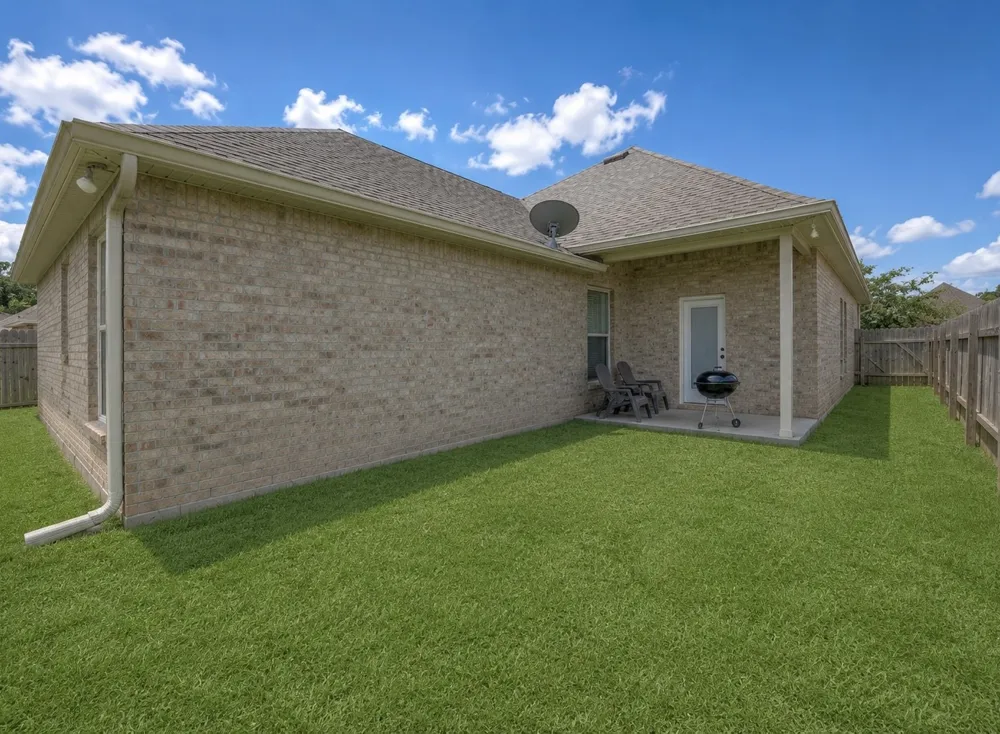1544 Riverview Lane Shreveport, LA 71104