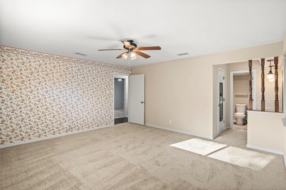 110 Pecan Creek Street Red Oak, TX 75154