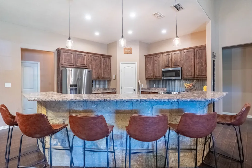 4600 County Road 906 Godley, TX 76044