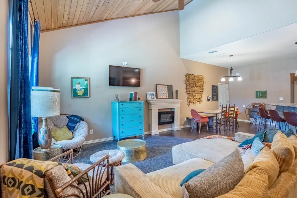 4600 County Road 906 Godley, TX 76044