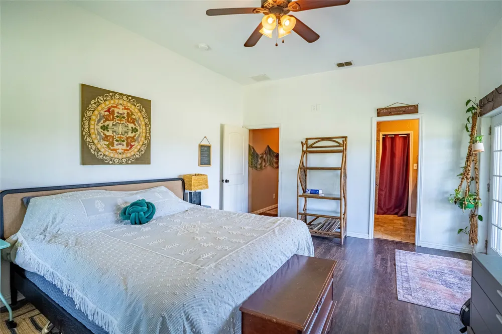 4600 County Road 906 Godley, TX 76044