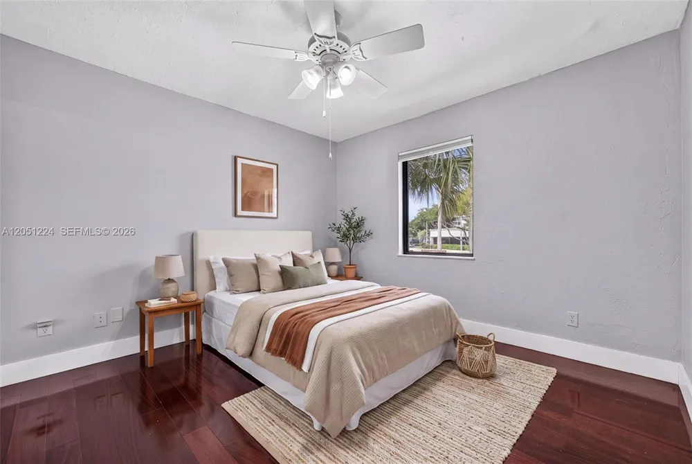 8701 SW 141st St #L6 Palmetto Bay, FL 33176