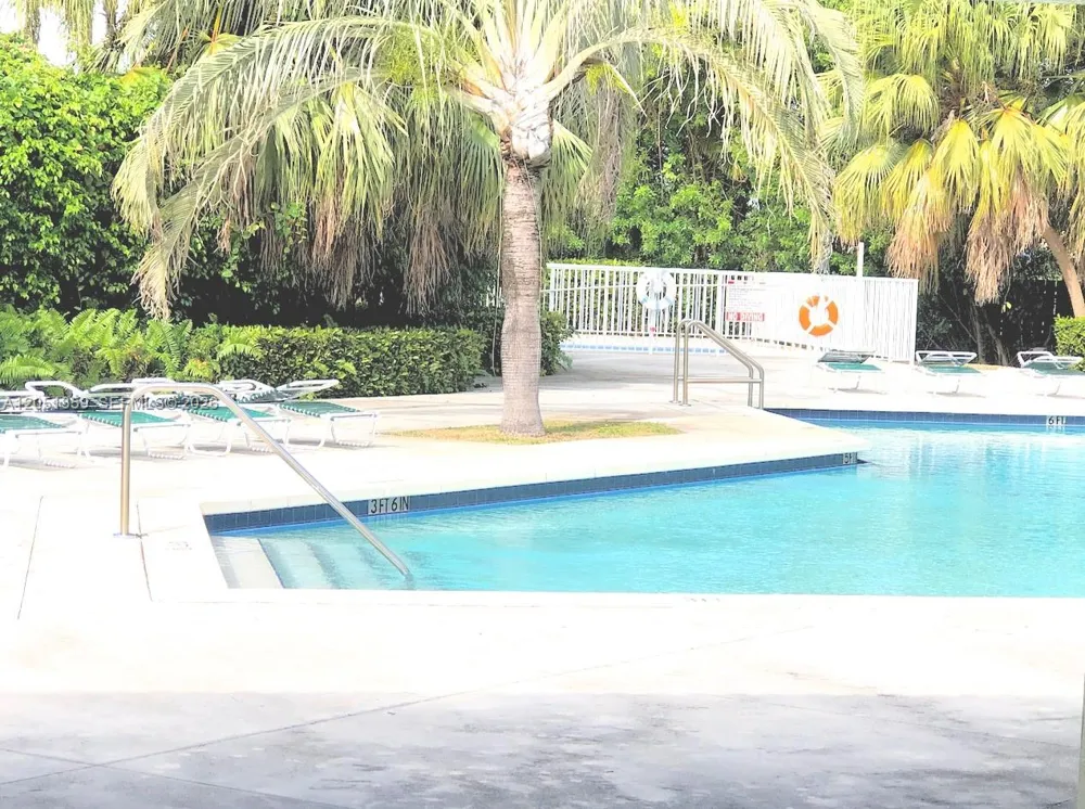 21460 SW 90th Ct Cutler Bay, FL 33189