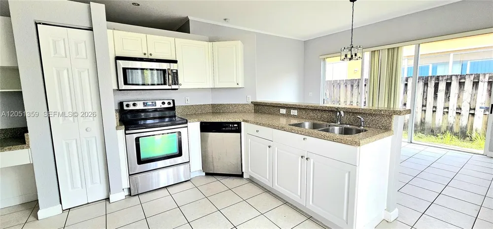 21460 SW 90th Ct Cutler Bay, FL 33189