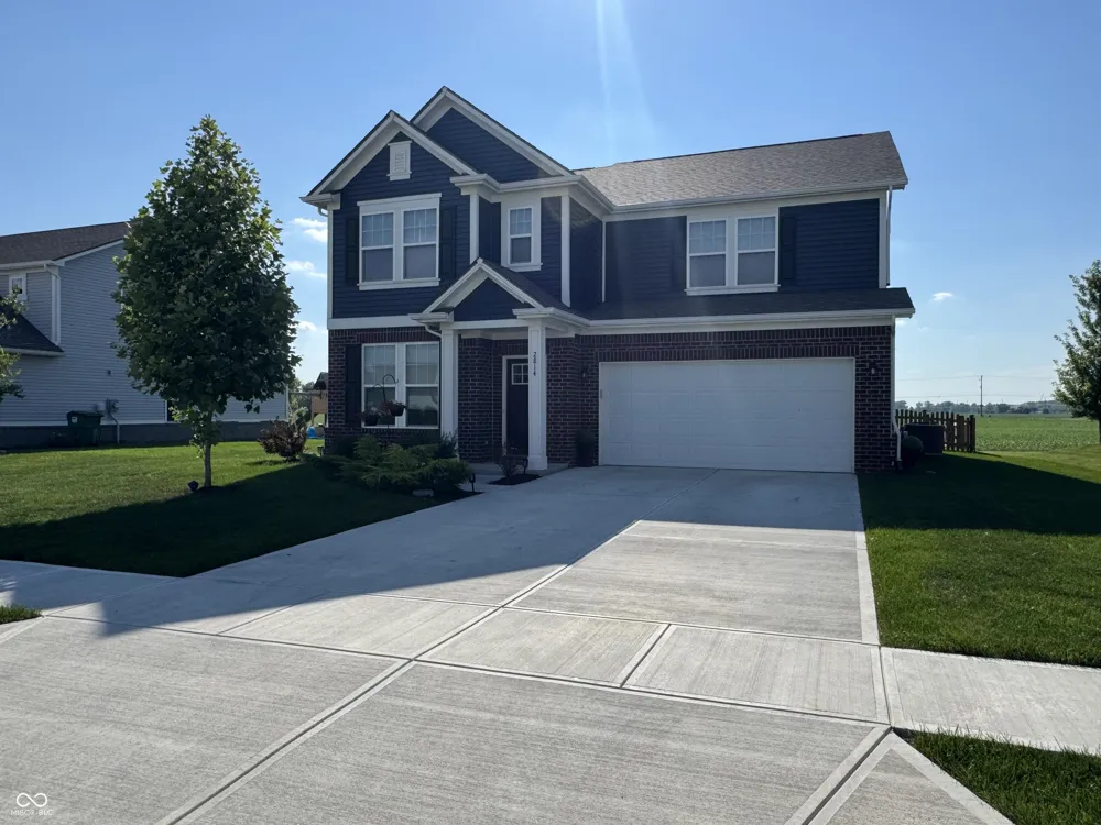 2814 Larkspur Drive Lebanon, IN 46052