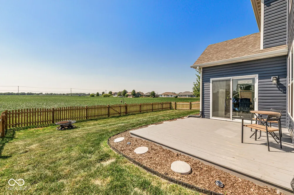 2814 Larkspur Drive Lebanon, IN 46052