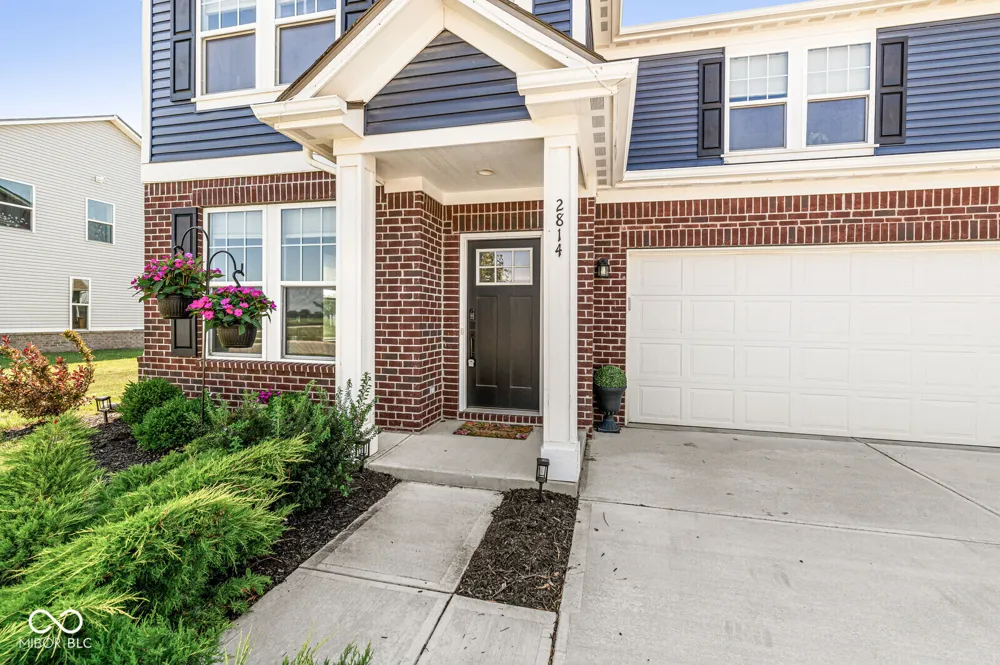 2814 Larkspur Drive Lebanon, IN 46052