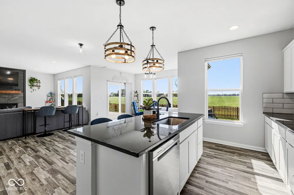 2814 Larkspur Drive Lebanon, IN 46052