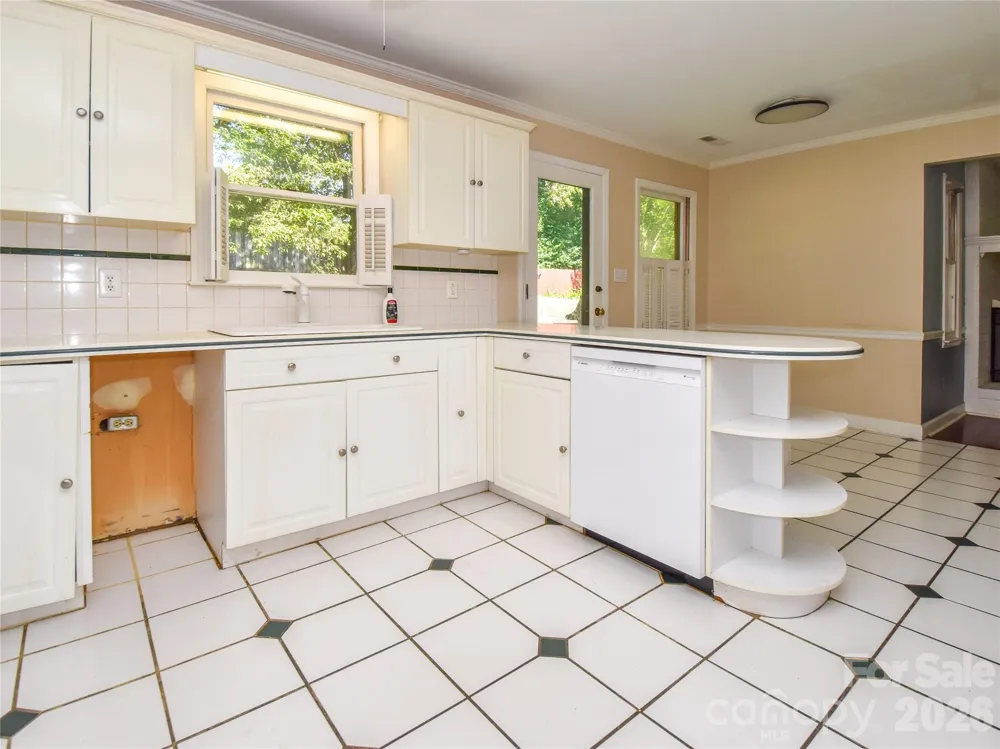 792 Reaford Road Winston Salem, NC 27104