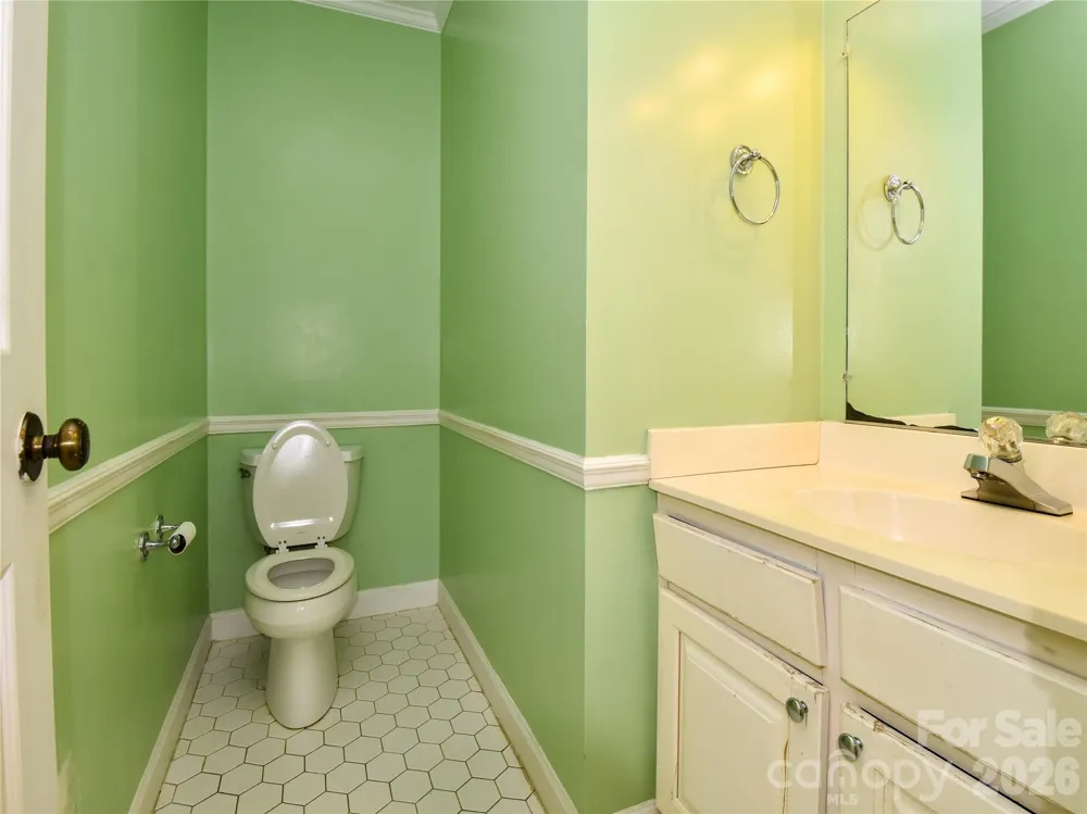792 Reaford Road Winston Salem, NC 27104