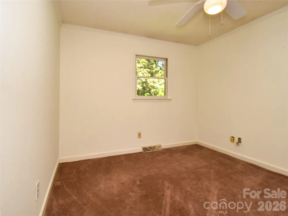 792 Reaford Road Winston Salem, NC 27104