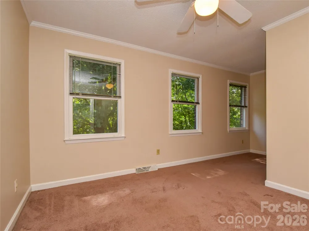 792 Reaford Road Winston Salem, NC 27104
