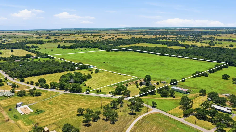1640 County Road 185 Stephenville, TX 76401