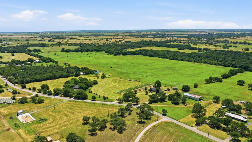 1640 County Road 185 Stephenville, TX 76401