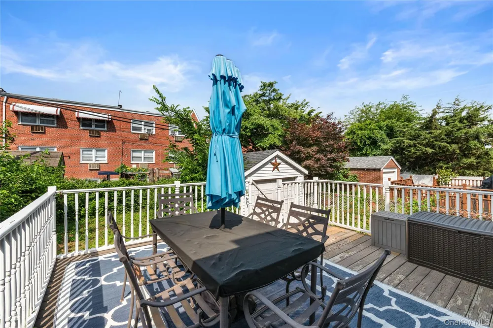 6148 220th Street Oakland Gardens, NY 11364