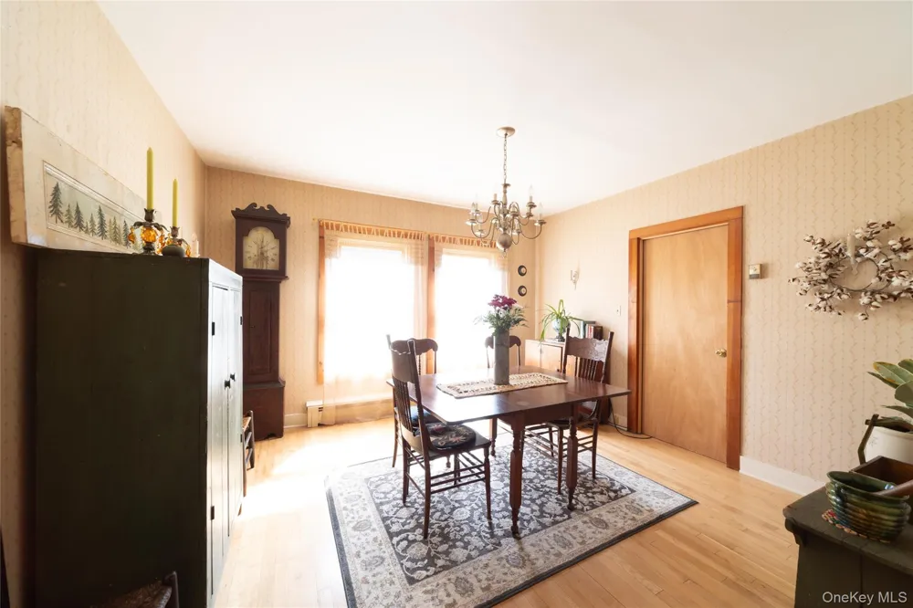 17 Spring Street Ellenville, NY 12428