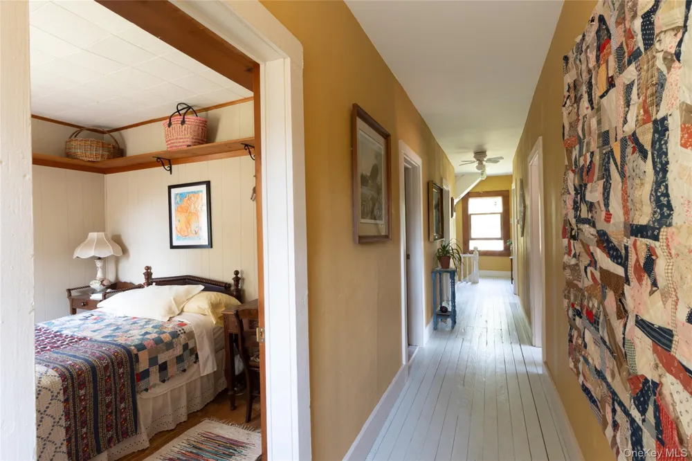 17 Spring Street Ellenville, NY 12428