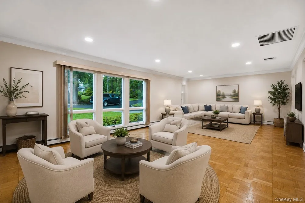 4 Durham Drive Dix Hills, NY 11746