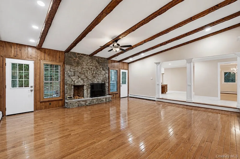 4 Durham Drive Dix Hills, NY 11746