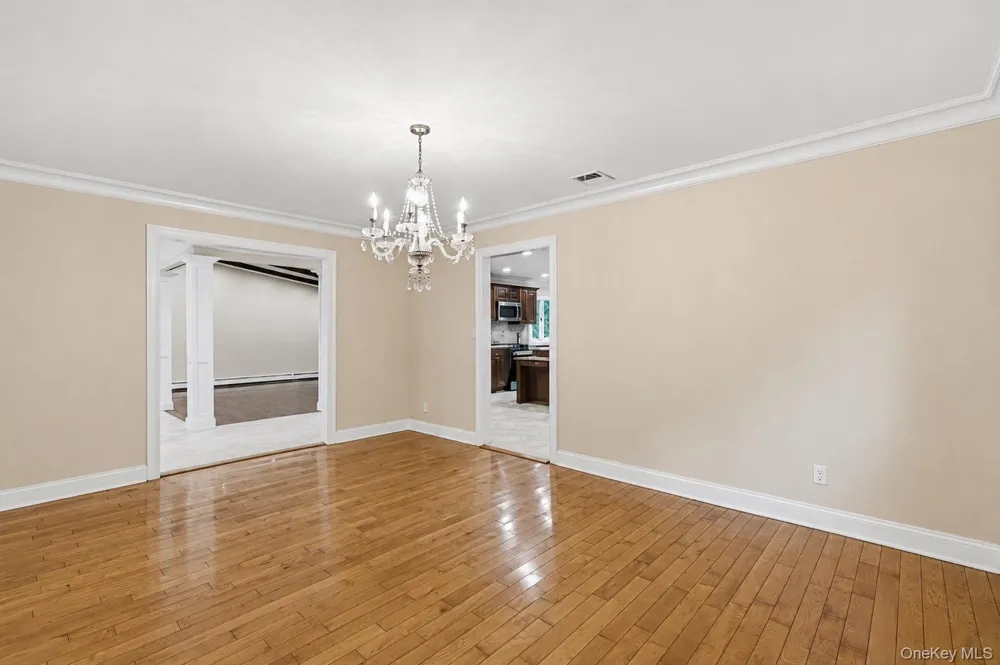 4 Durham Drive Dix Hills, NY 11746