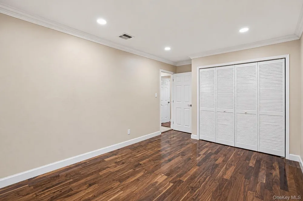 4 Durham Drive Dix Hills, NY 11746