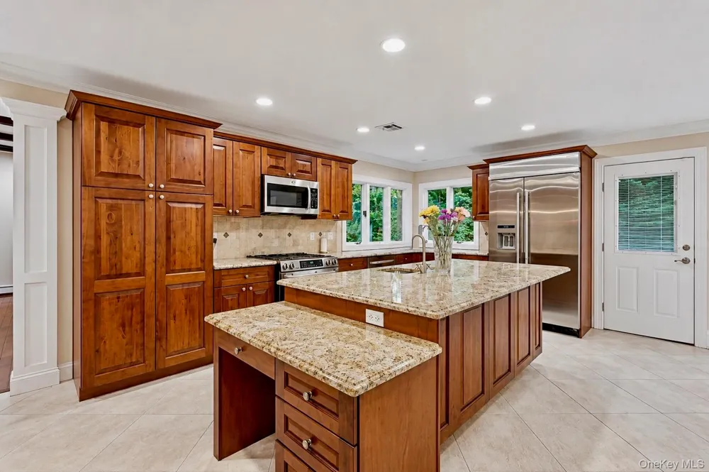 4 Durham Drive Dix Hills, NY 11746