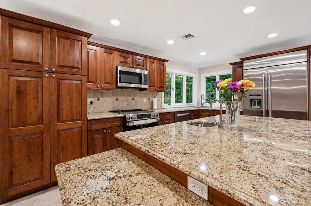 4 Durham Drive Dix Hills, NY 11746
