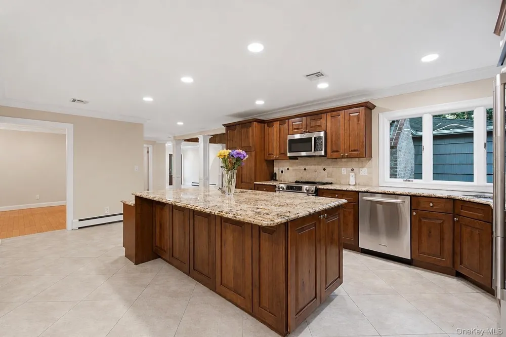 4 Durham Drive Dix Hills, NY 11746