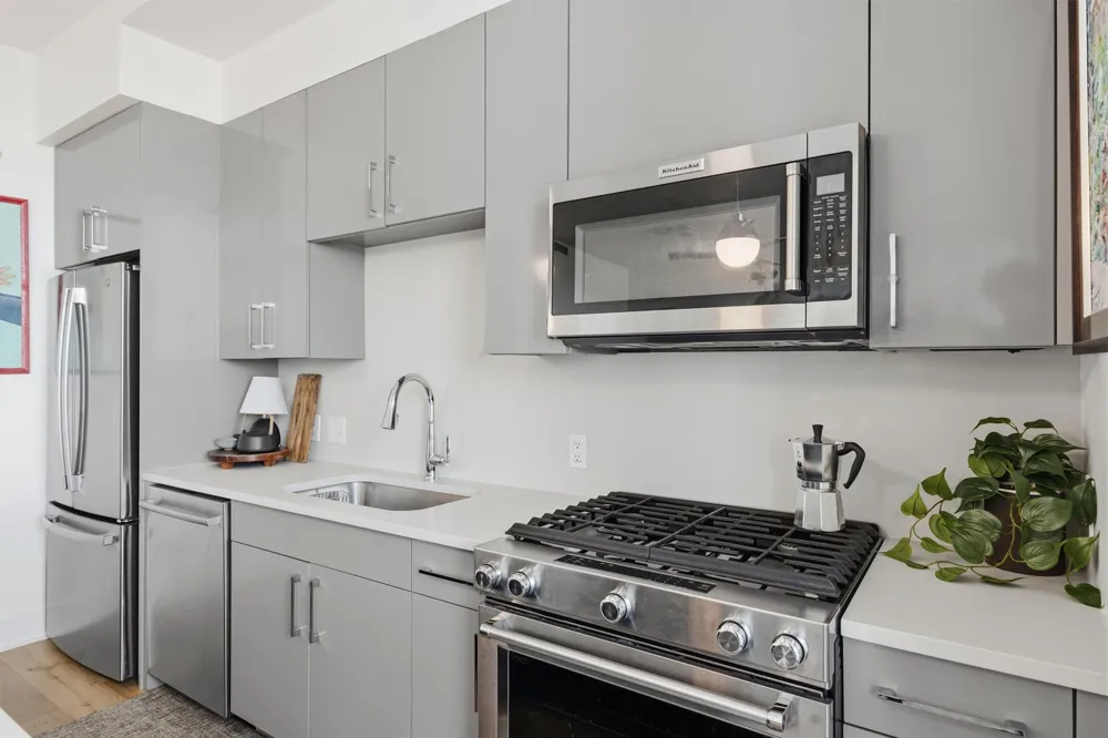 222 West Avenue #1808 Austin, TX 78701