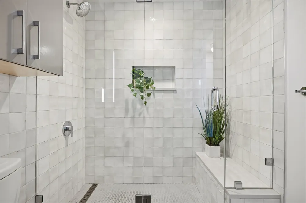 222 West Avenue #1808 Austin, TX 78701
