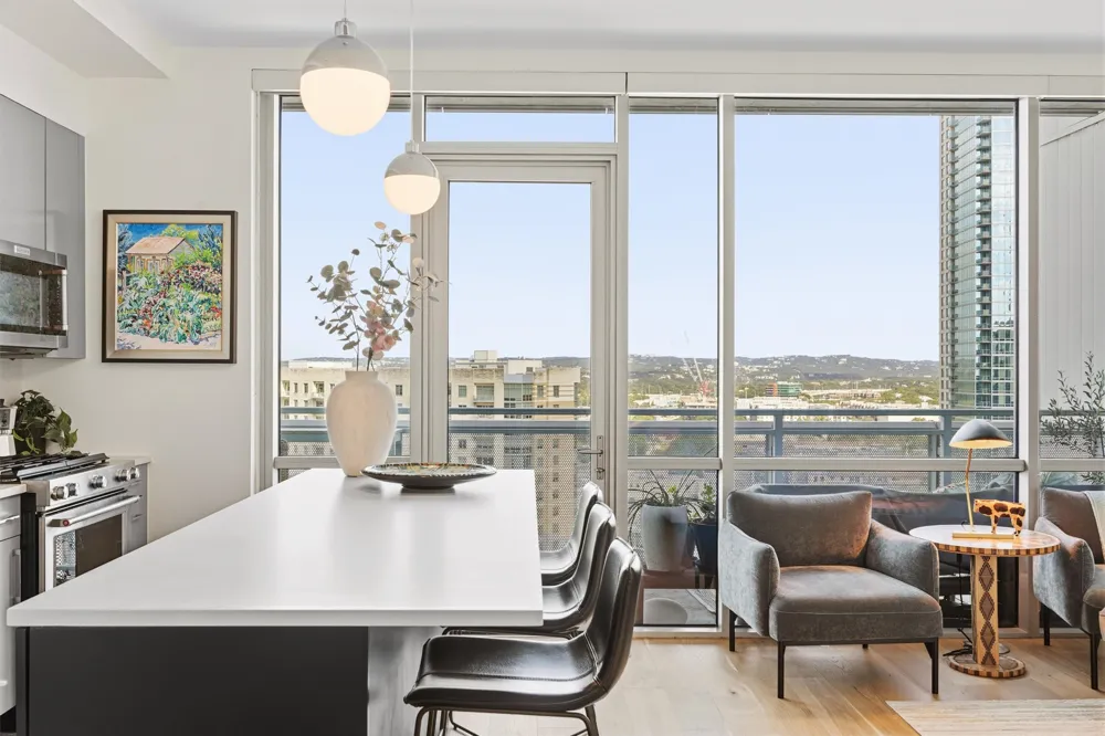222 West Avenue #1808 Austin, TX 78701