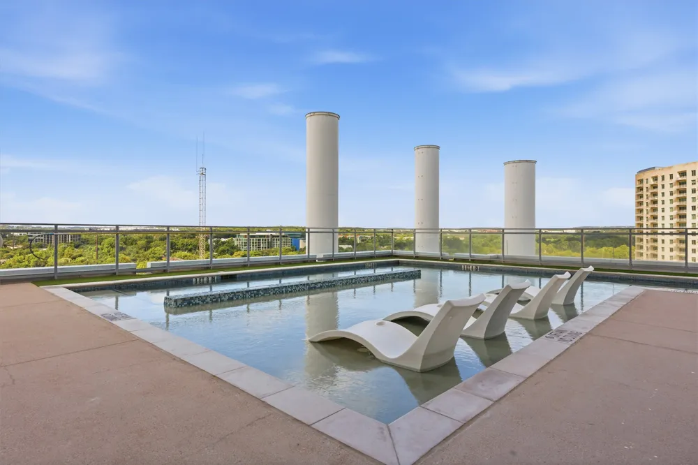 222 West Avenue #1808 Austin, TX 78701