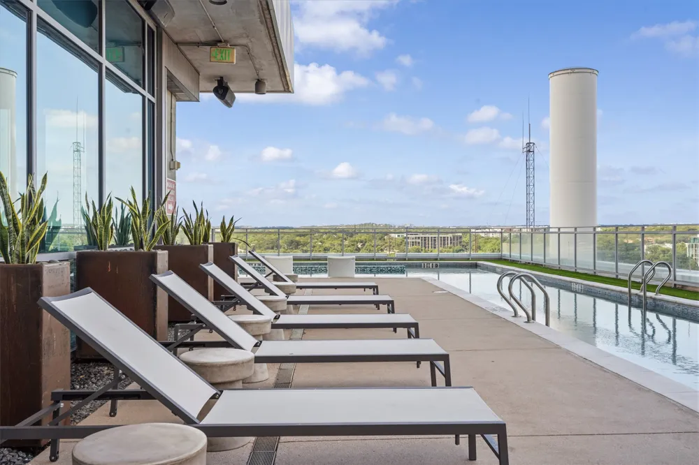 222 West Avenue #1808 Austin, TX 78701