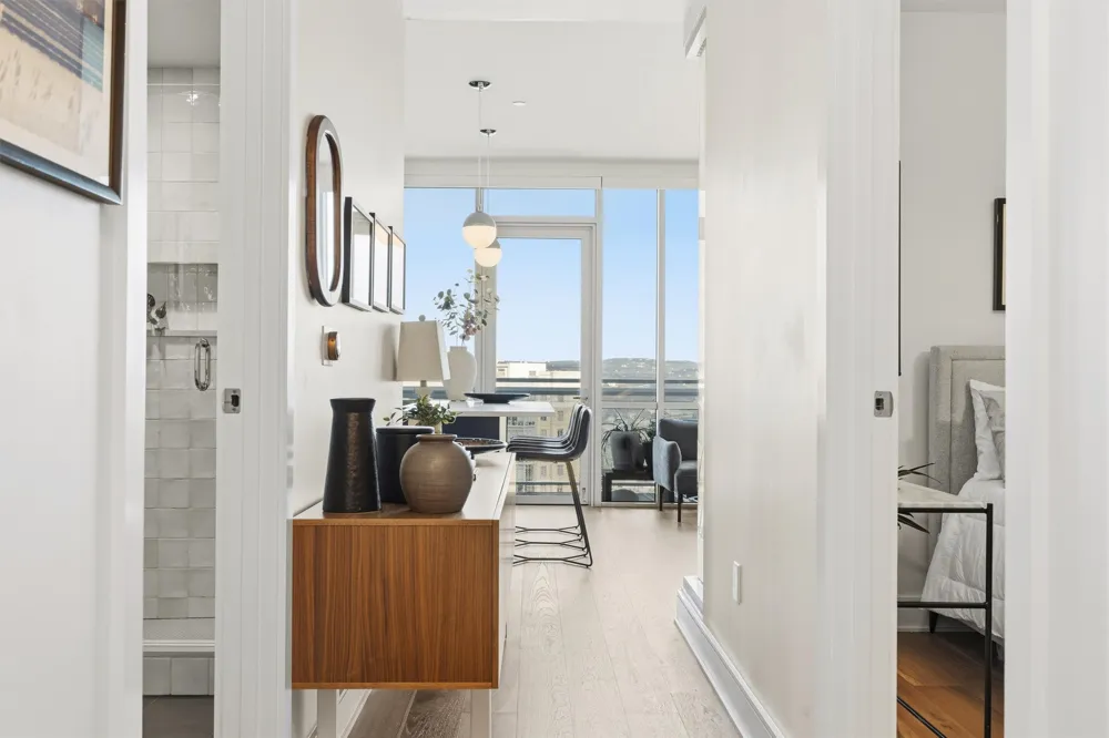 222 West Avenue #1808 Austin, TX 78701