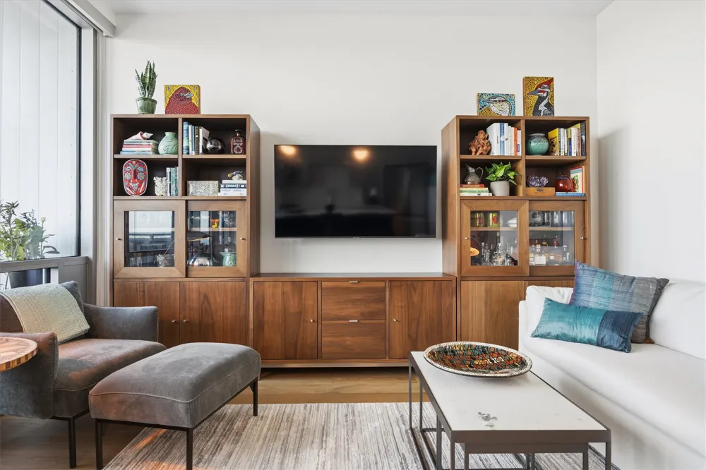 222 West Avenue #1808 Austin, TX 78701