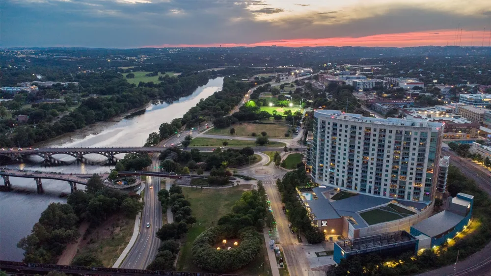 222 West Avenue #1808 Austin, TX 78701