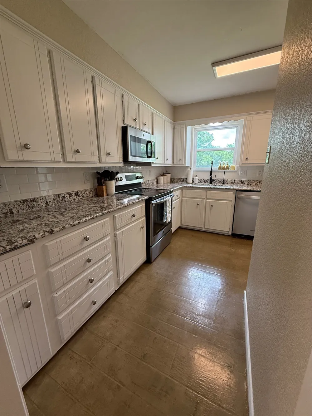 1530 W Groesbeck Street Stephenville, TX 76401