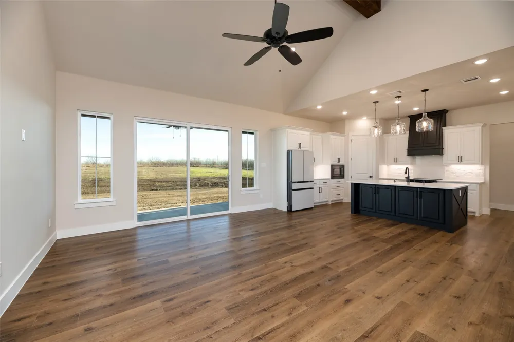 1032 Don Eve Court Azle, TX 76020
