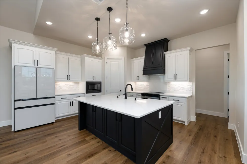 1032 Don Eve Court Azle, TX 76020