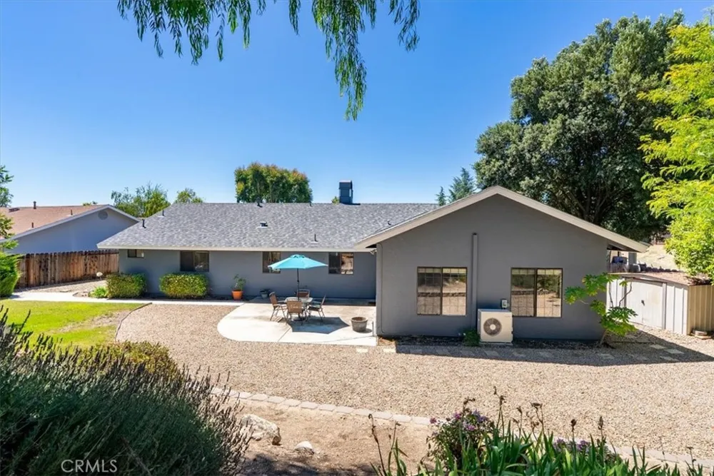 431 Apache Court Paso Robles, CA 93446