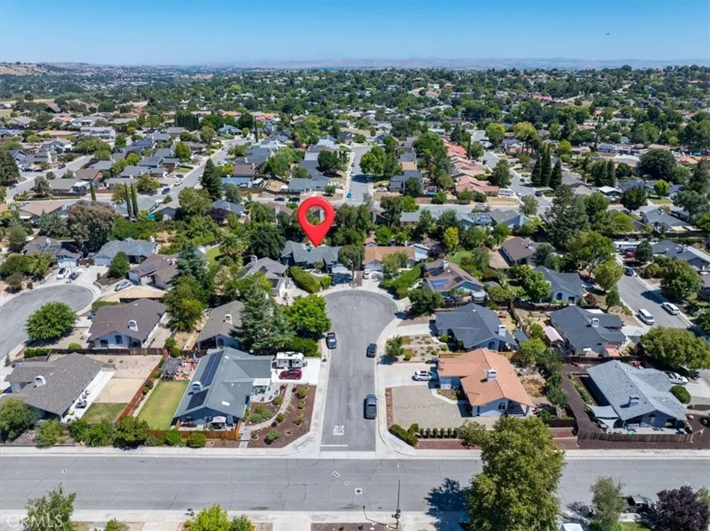 431 Apache Court Paso Robles, CA 93446