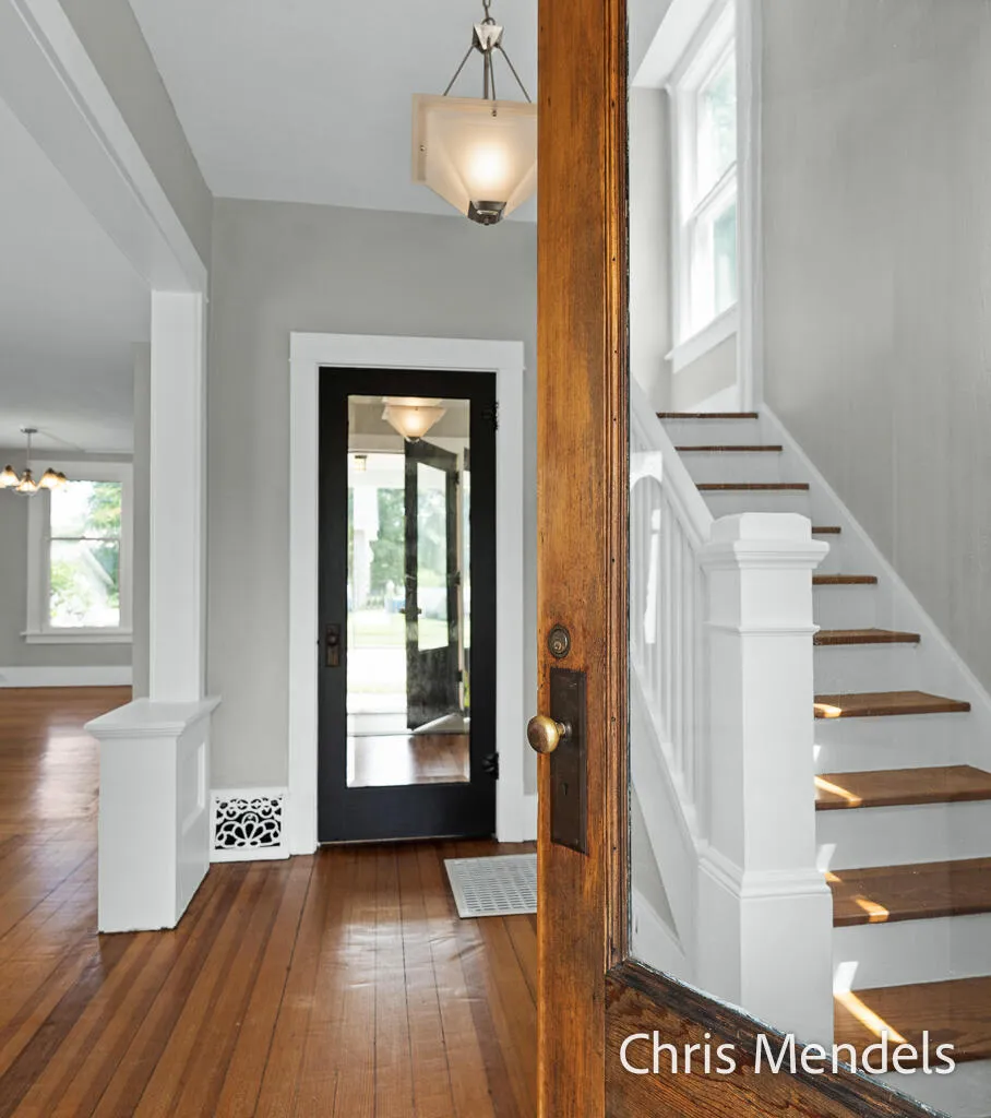 1013 Pennoyer Avenue Grand Haven, MI 49417