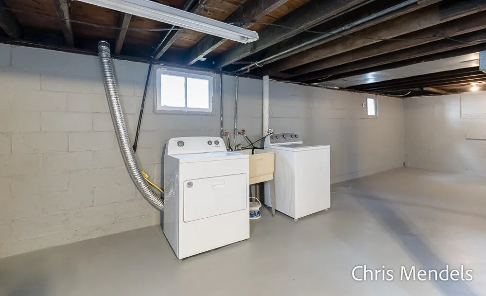 1013 Pennoyer Avenue Grand Haven, MI 49417